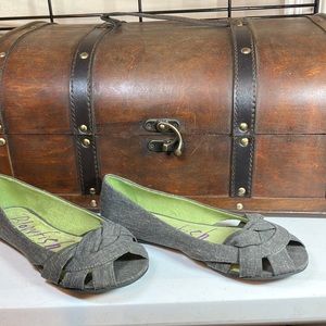 EUC Blowfish Malibu Size 6 Gray Fabric Open Toe Ballet Flats, Cute & Clean